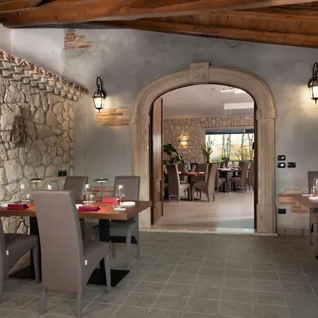 La Selva Incantata - Con Piscina E Giardino Privato 3* Montemiletto