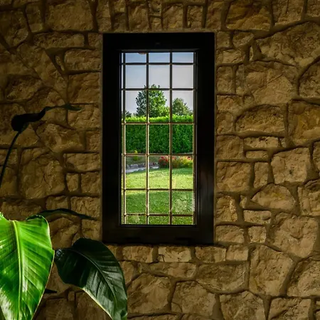 Bed & Breakfast La Selva Incantata - Con Piscina E Giardino Privato Montemiletto
