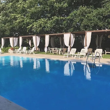 فندق مبيت وإفطار La Selva Incantata - Con Piscina E Giardino Privato Montemiletto