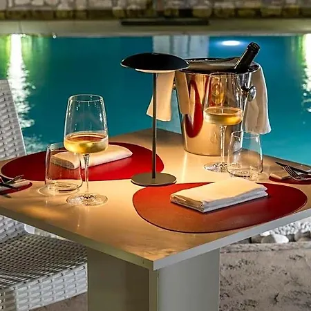 La Selva Incantata - Con Piscina E Giardino Privato 3*
