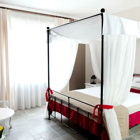La Selva Incantata - Con Piscina E Giardino Privato 3* Montemiletto